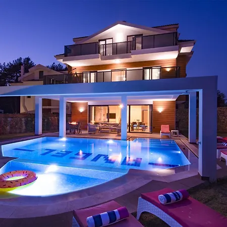 Villa Hisar Celebrity E