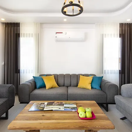 Villa Hisar Celebrity E *