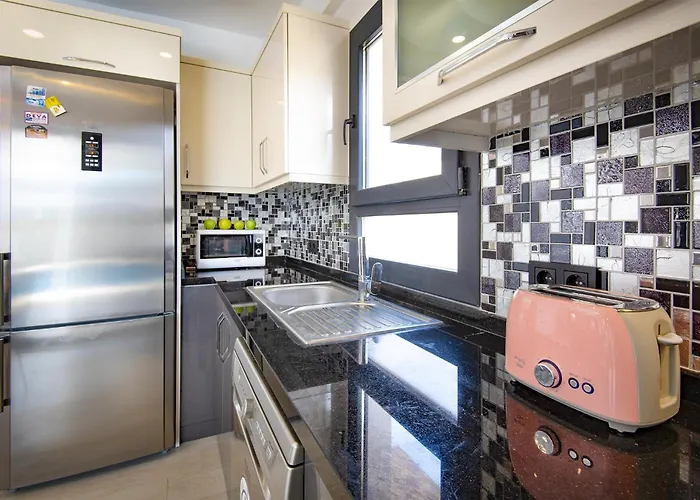 Hisar Celebrity E Vila *