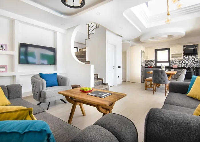 Hisar Celebrity E فيلة *