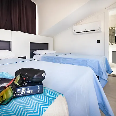 Hisar Celebrity E Фетхие