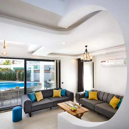 Hisar Celebrity E Фетхие